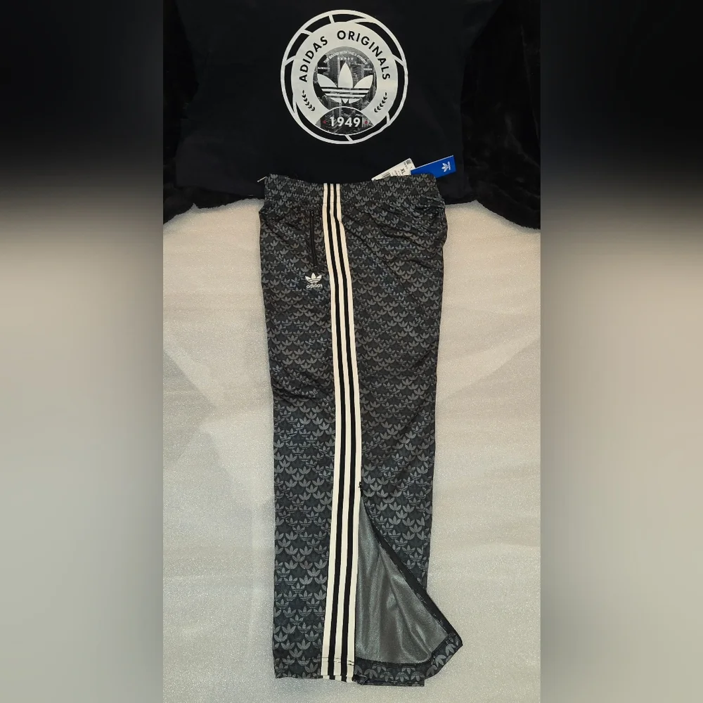 NWT-Mens Adidas Monogram Track Suit Black/Gray/White - Jacket XXL, Pants XL - Picture 8 of 12